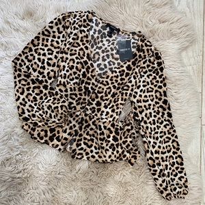 Leopard top